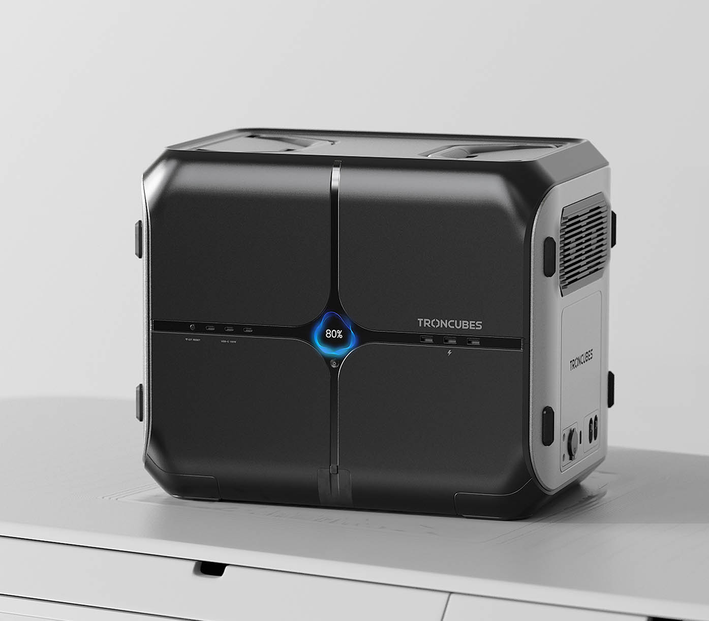 TRONCUBES  “魔方”家庭储能电源